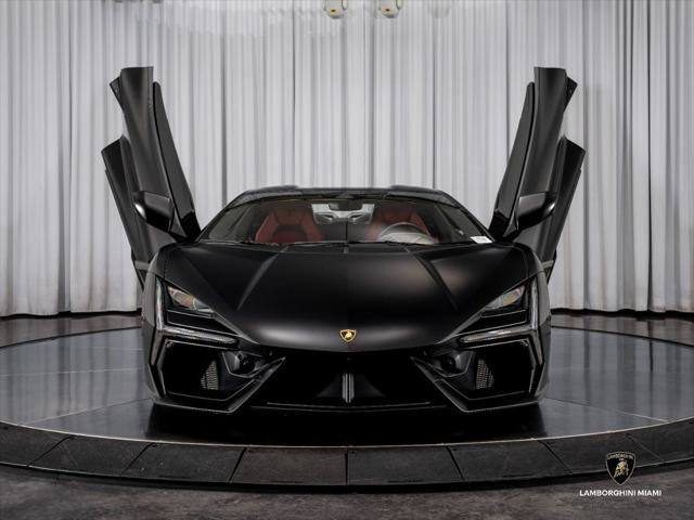 Used 2025 Lamborghini Revuelto AWD/4WD image 3