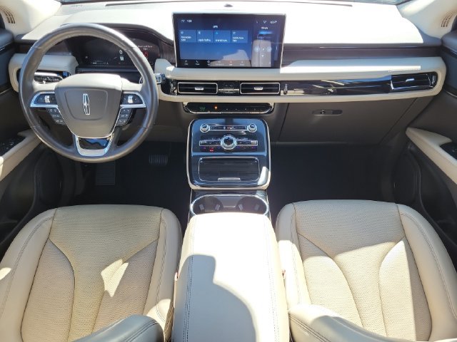 Used 2023 Lincoln Nautilus Reserve AWD/4WD image 26