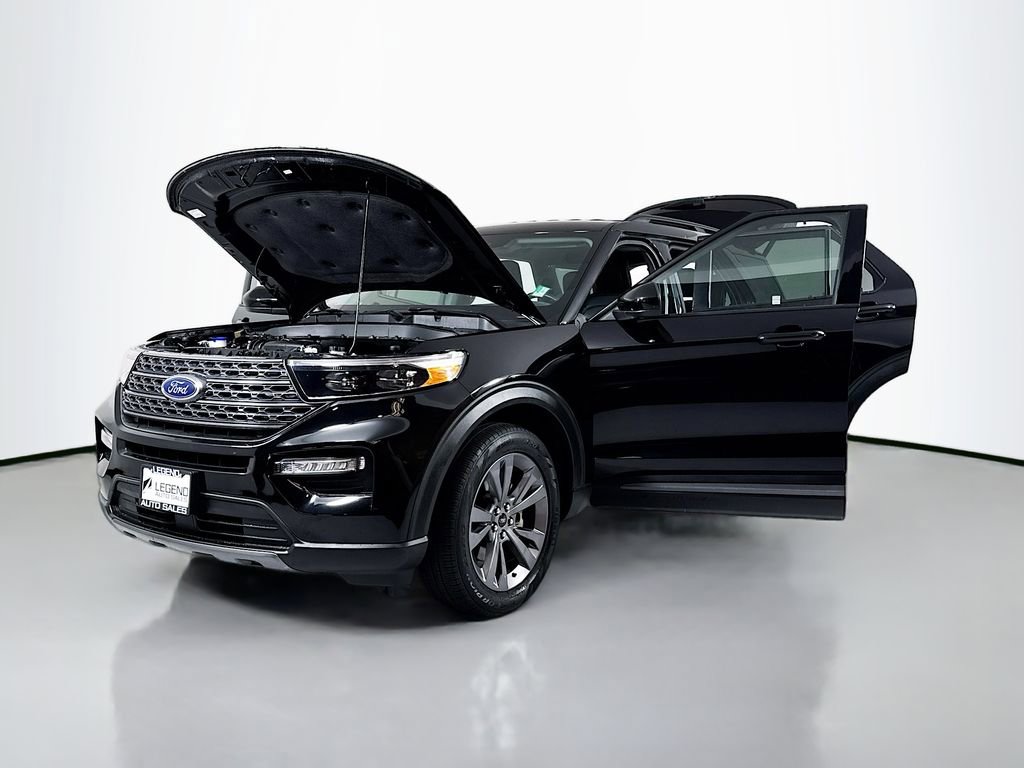 Used 2022 Ford Explorer XLT w/ Equipment Group 202A image 22