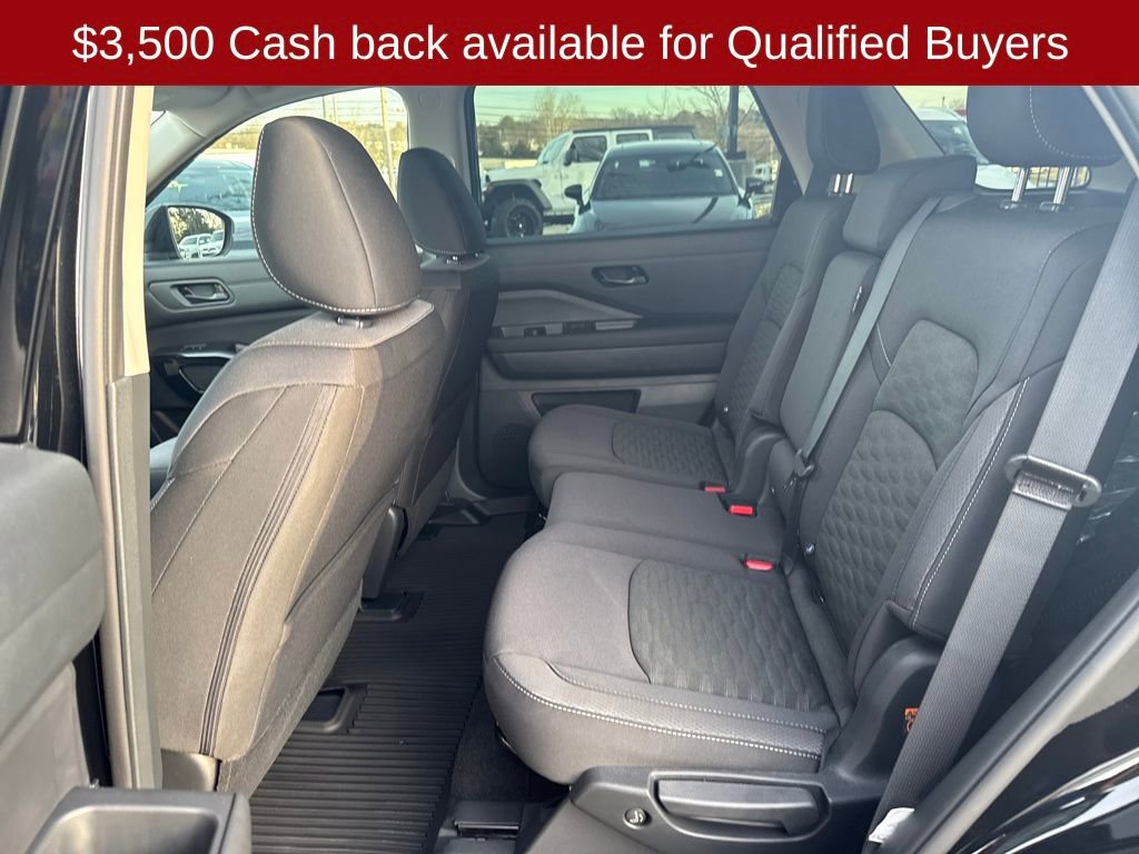 New 2026 Nissan Pathfinder SV image 26