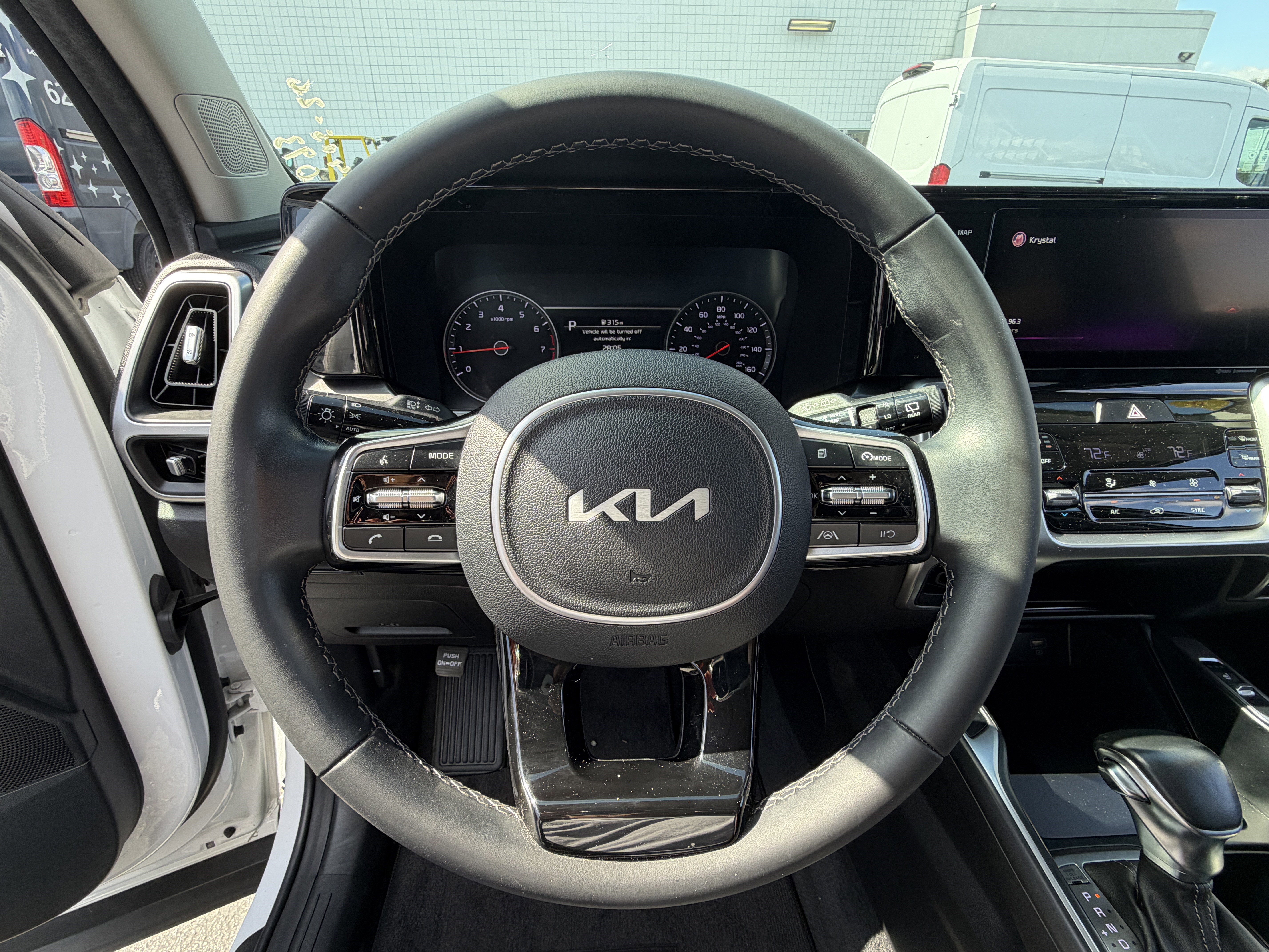Used 2022 Kia Sorento S w/ Panoramic Sunroof Package FWD image 12