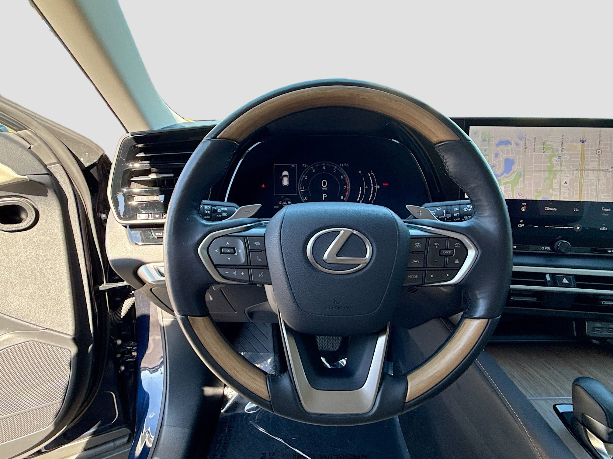 Used 2024 Lexus RX 350 Premium image 39