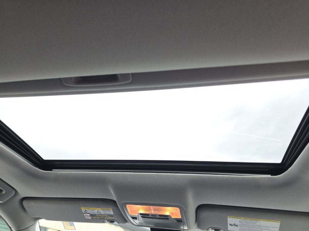 Certified 2018 Toyota Highlander SE image 21