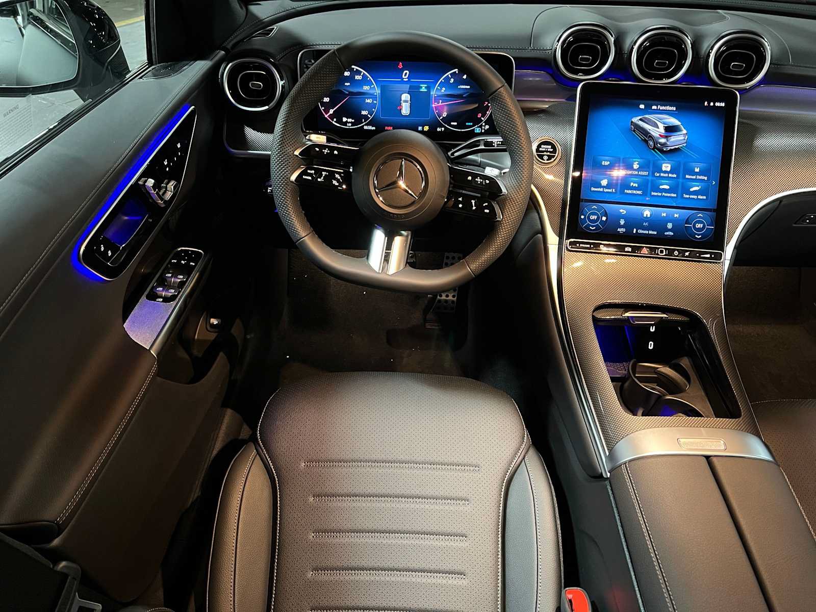 New 2026 Mercedes-Benz GLC 300 4MATIC image 39