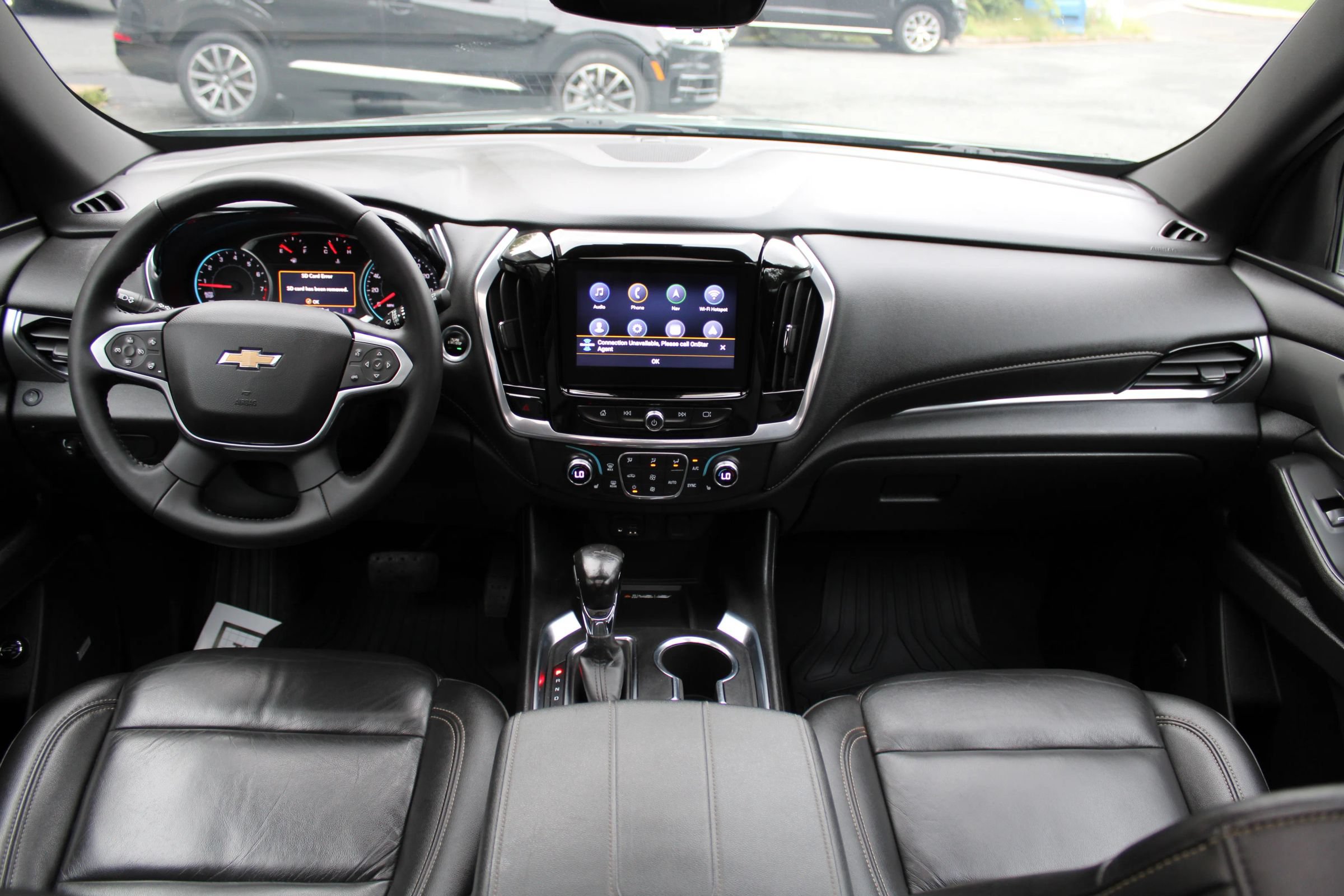 Used 2022 Chevrolet Traverse LT w/ LT Premium Package AWD/4WD image 11