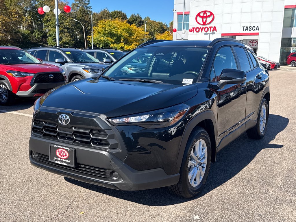 Used 2026 Toyota Corolla Cross LE w/ Cold Weather Package AWD/4WD image 3