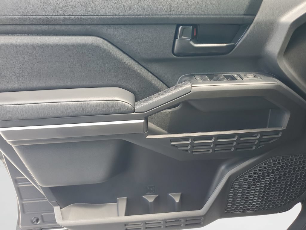 Certified 2026 Toyota Tacoma SR5 RWD image 18