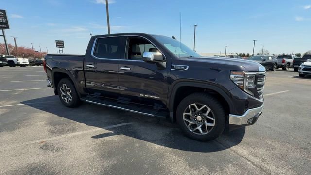 Used 2023 GMC Sierra 1500 SLT w/ SLT Premium Plus Package AWD/4WD image 2