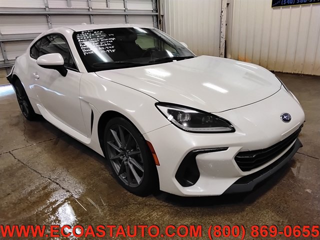 Used 2024 Subaru BRZ Limited RWD image 4