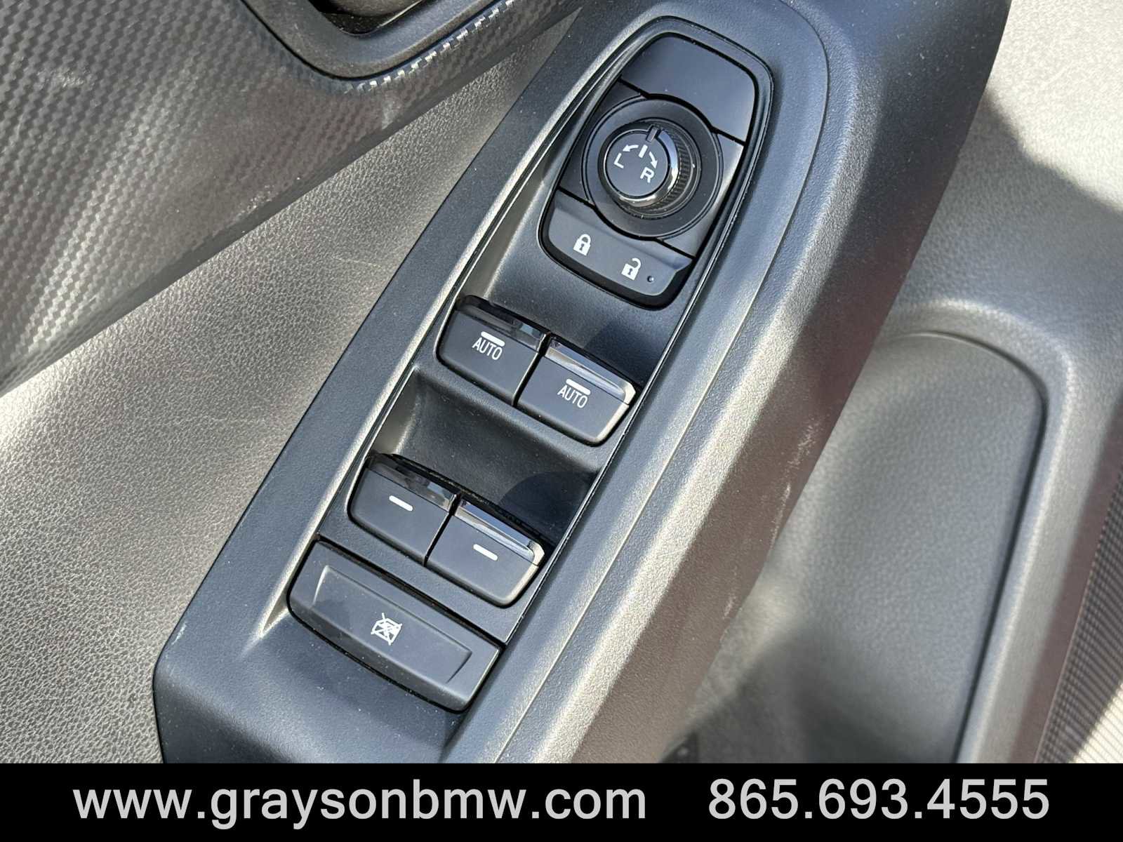 Used 2024 Subaru Crosstrek 2.0i Premium image 13