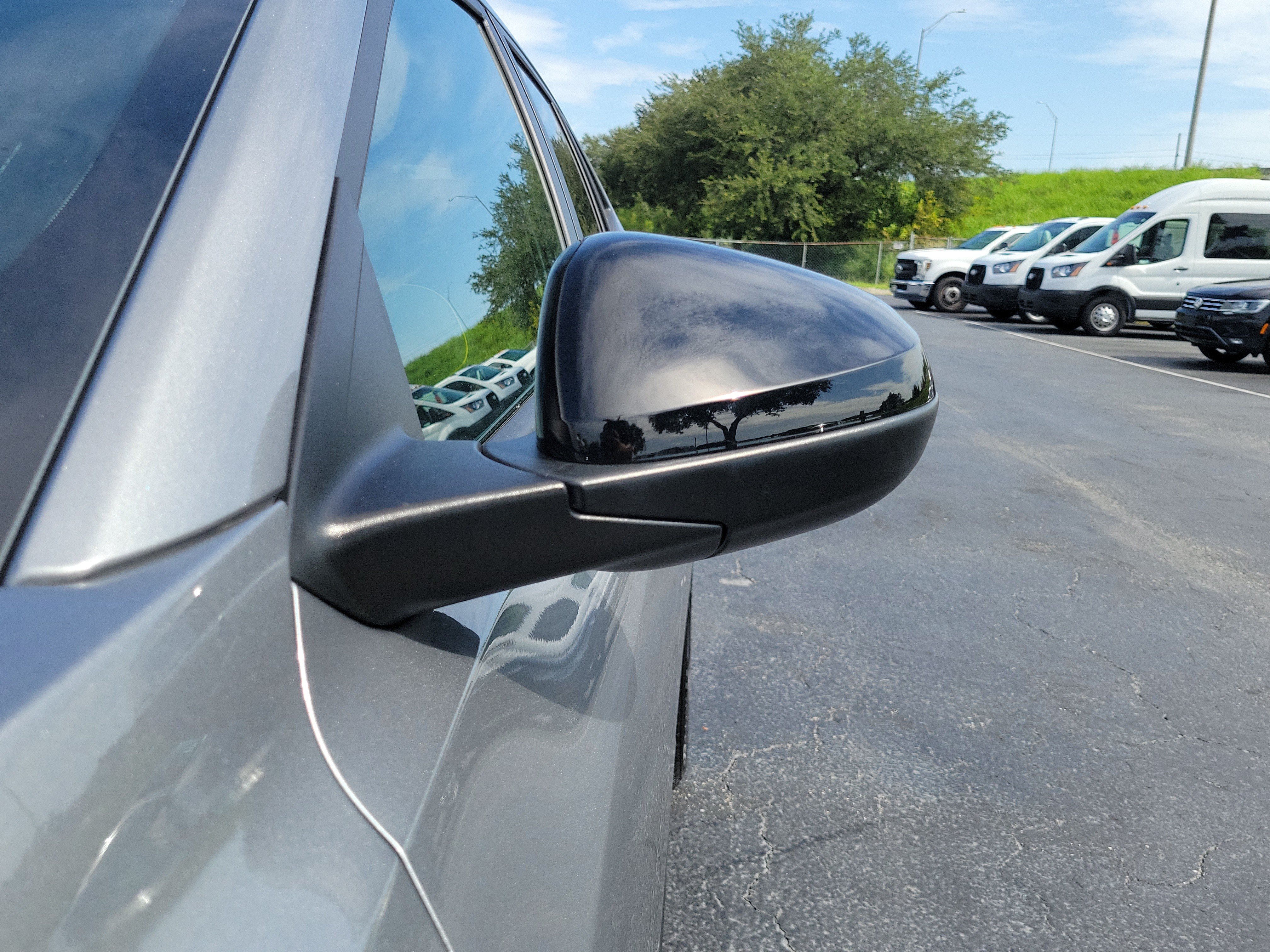 Used 2025 Chevrolet Trax ACTIV w/ Sunroof Package FWD image 4