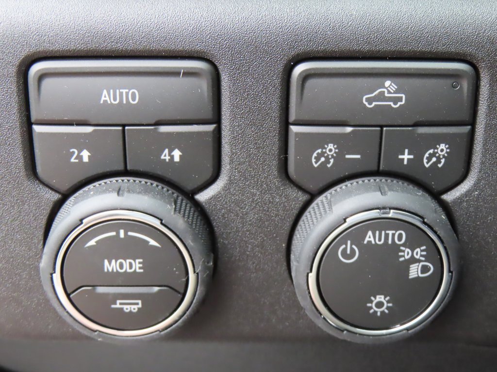 New 2026 Chevrolet Silverado 1500 LT image 15