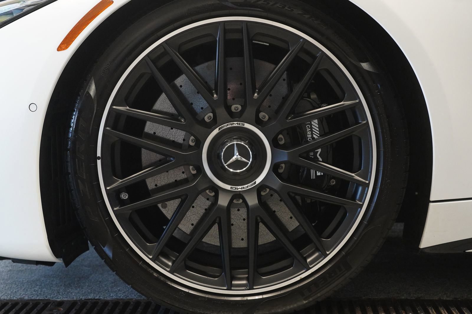 Used 2025 Mercedes-Benz SL 63 AMG S e Performance 4MATIC image 11