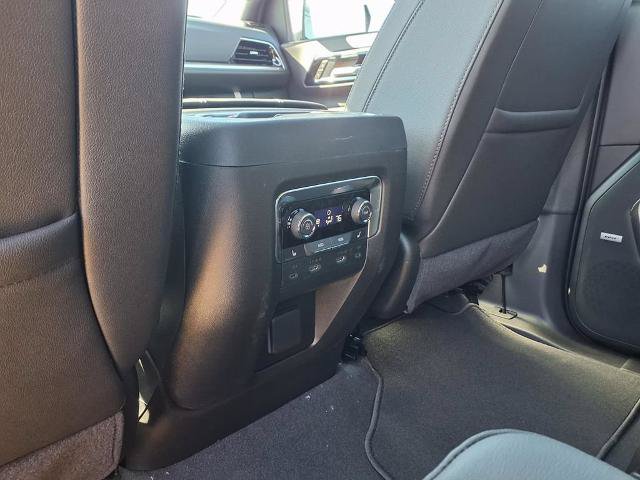 New 2026 Chevrolet Suburban Z71 w/ Z71 Off-Road Package AWD/4WD image 11