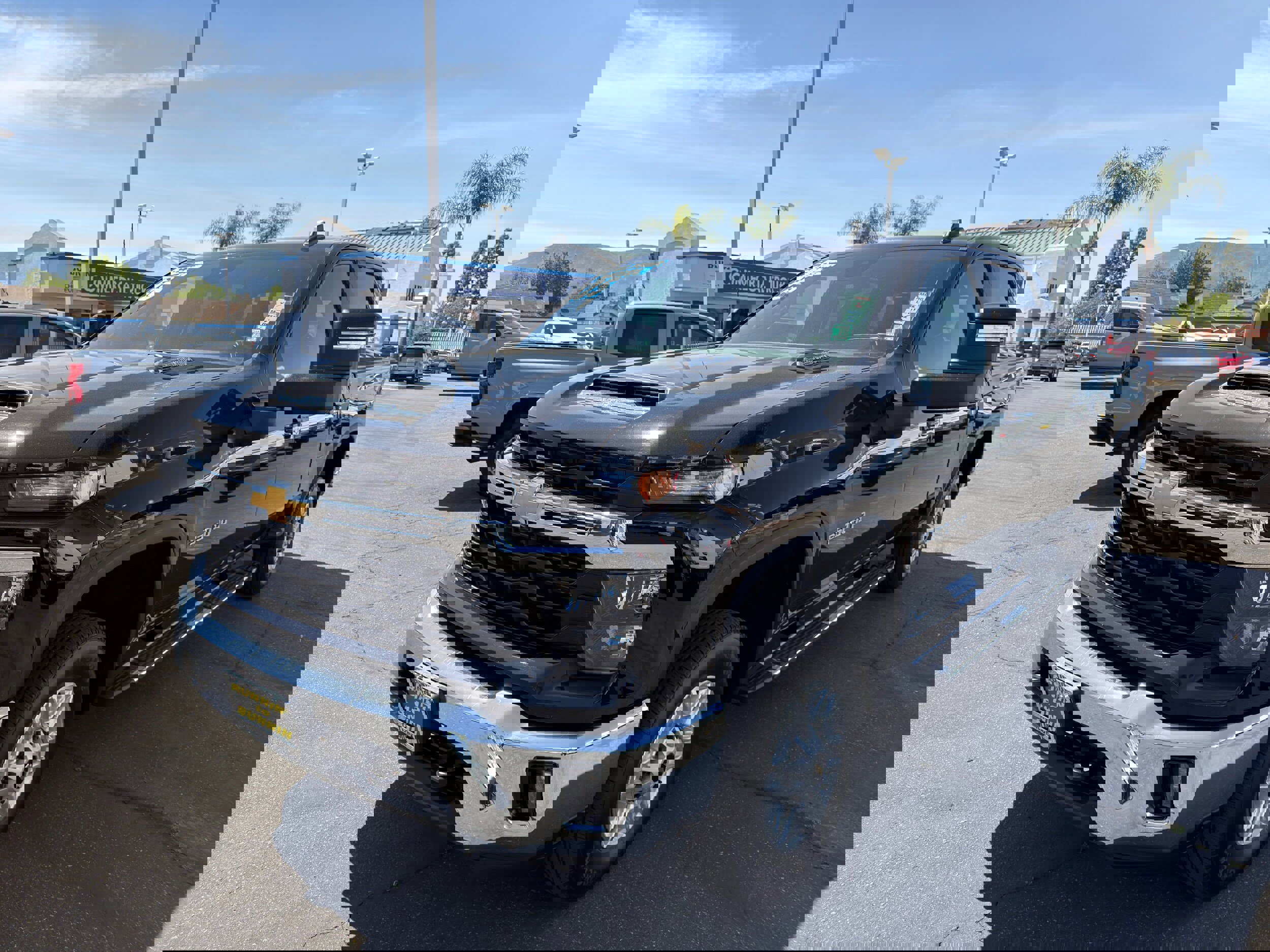 Used 2025 Chevrolet Silverado 2500 LT w/ Convenience Package image 4