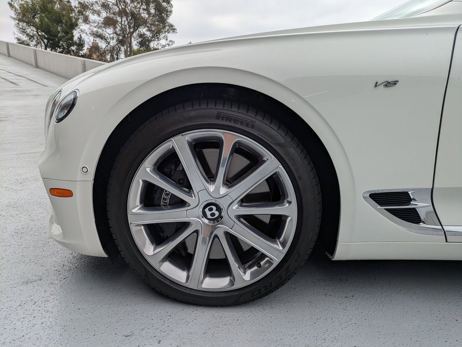 Certified 2022 Bentley Continental GT image 6