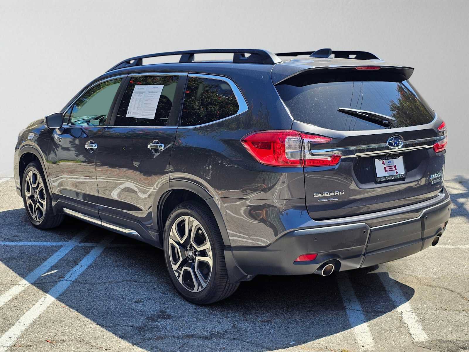 Used 2023 Subaru Ascent Touring AWD/4WD image 5