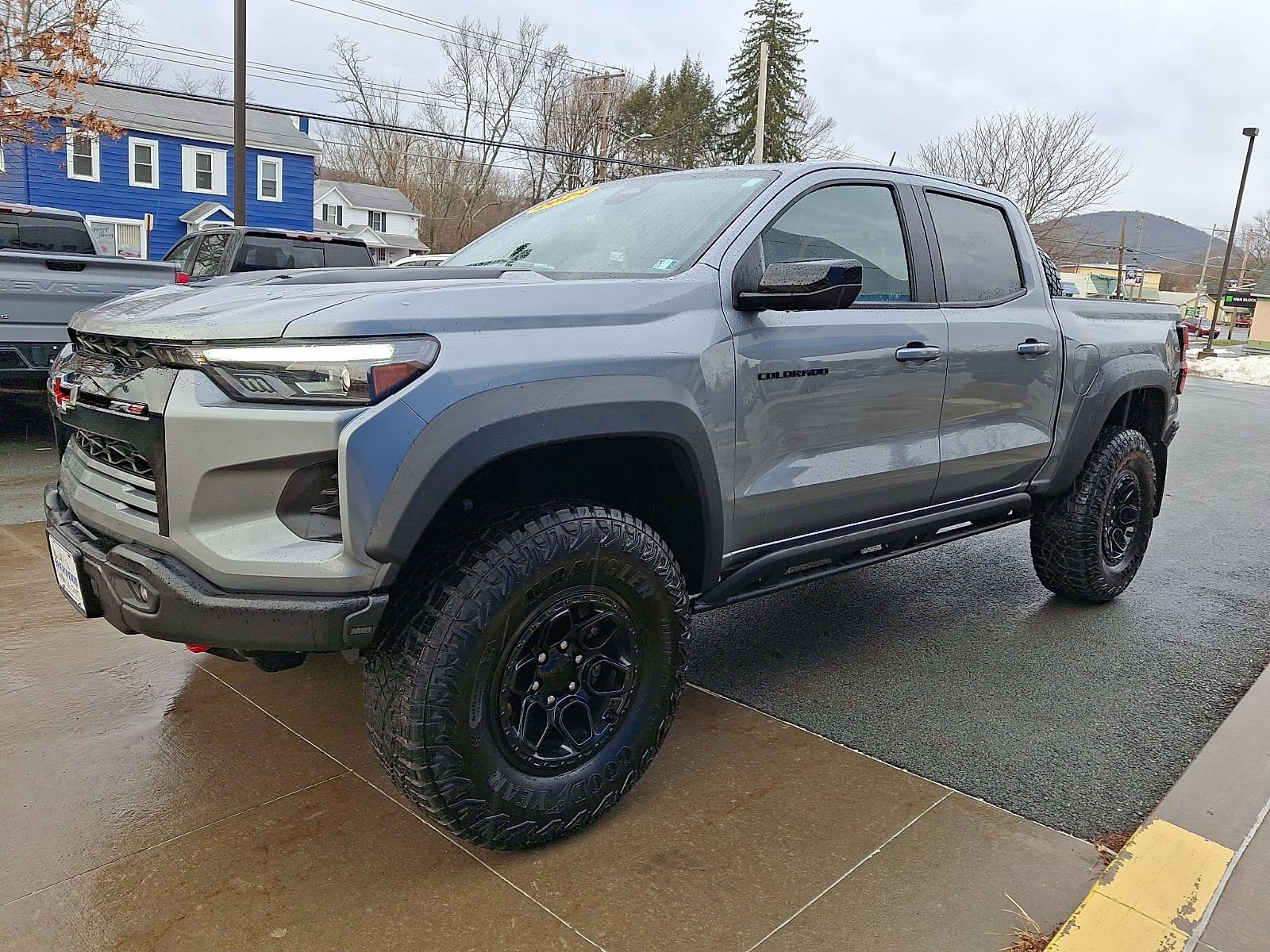 Used 2024 Chevrolet Colorado ZR2 w/ ZR2 Bison Edition image 3