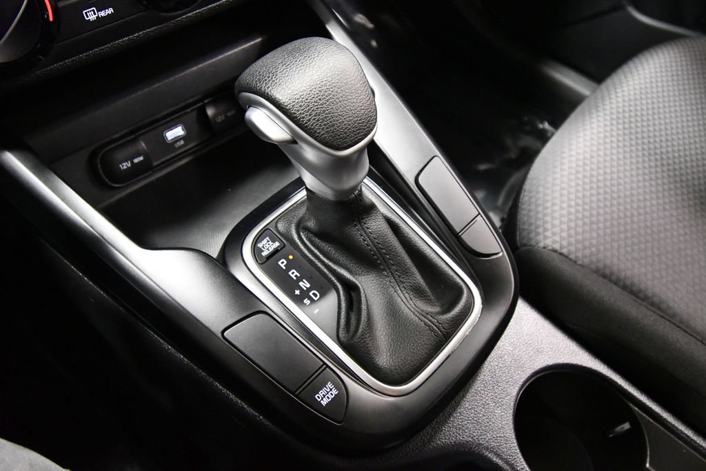 Certified 2025 Kia Soul LX FWD image 25