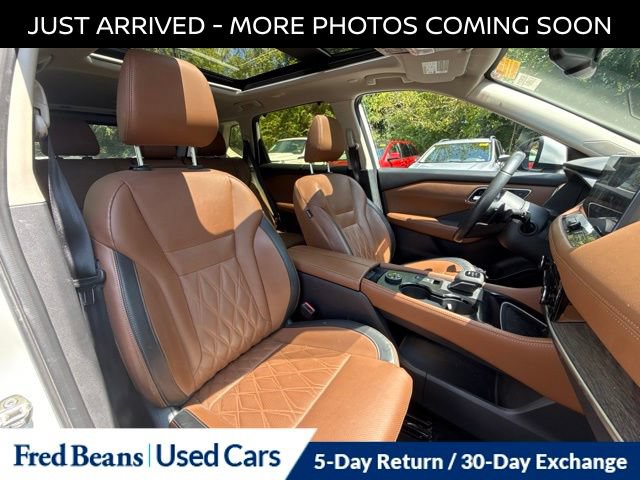 Certified 2024 Nissan Rogue Platinum w/ Platinum Premium Package AWD/4WD image 14