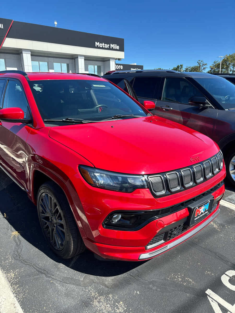 Used 2022 Jeep Compass Limited AWD/4WD image 17