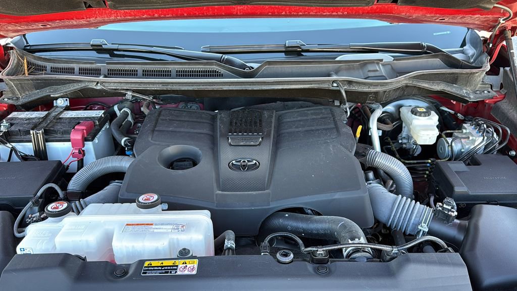 Used 2024 Toyota Tundra Limited image 32