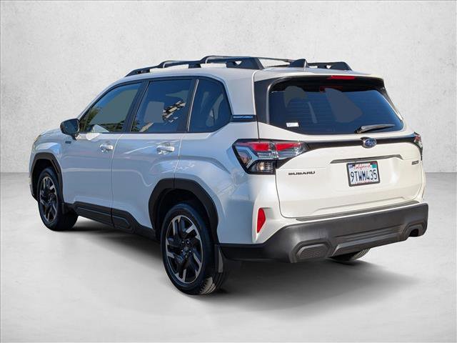Used 2025 Subaru Forester Premium AWD/4WD image 8
