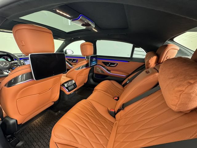 Used 2025 Mercedes-Benz S 63 AMG S image 43