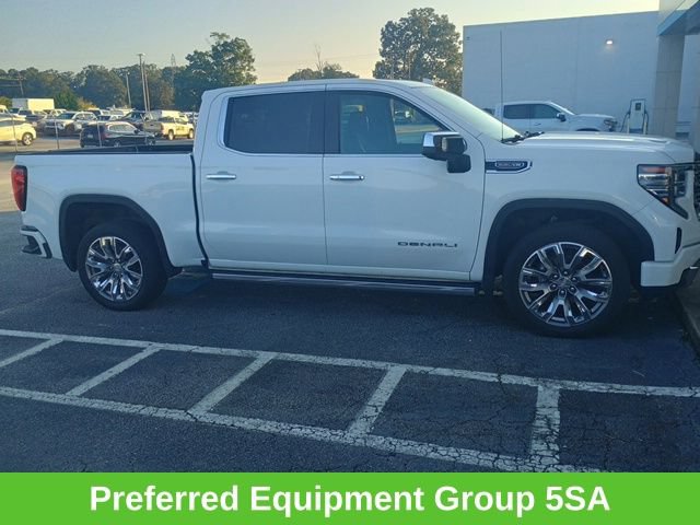 Used 2023 GMC Sierra 1500 Denali w/ Denali Reserve Package AWD/4WD image 3