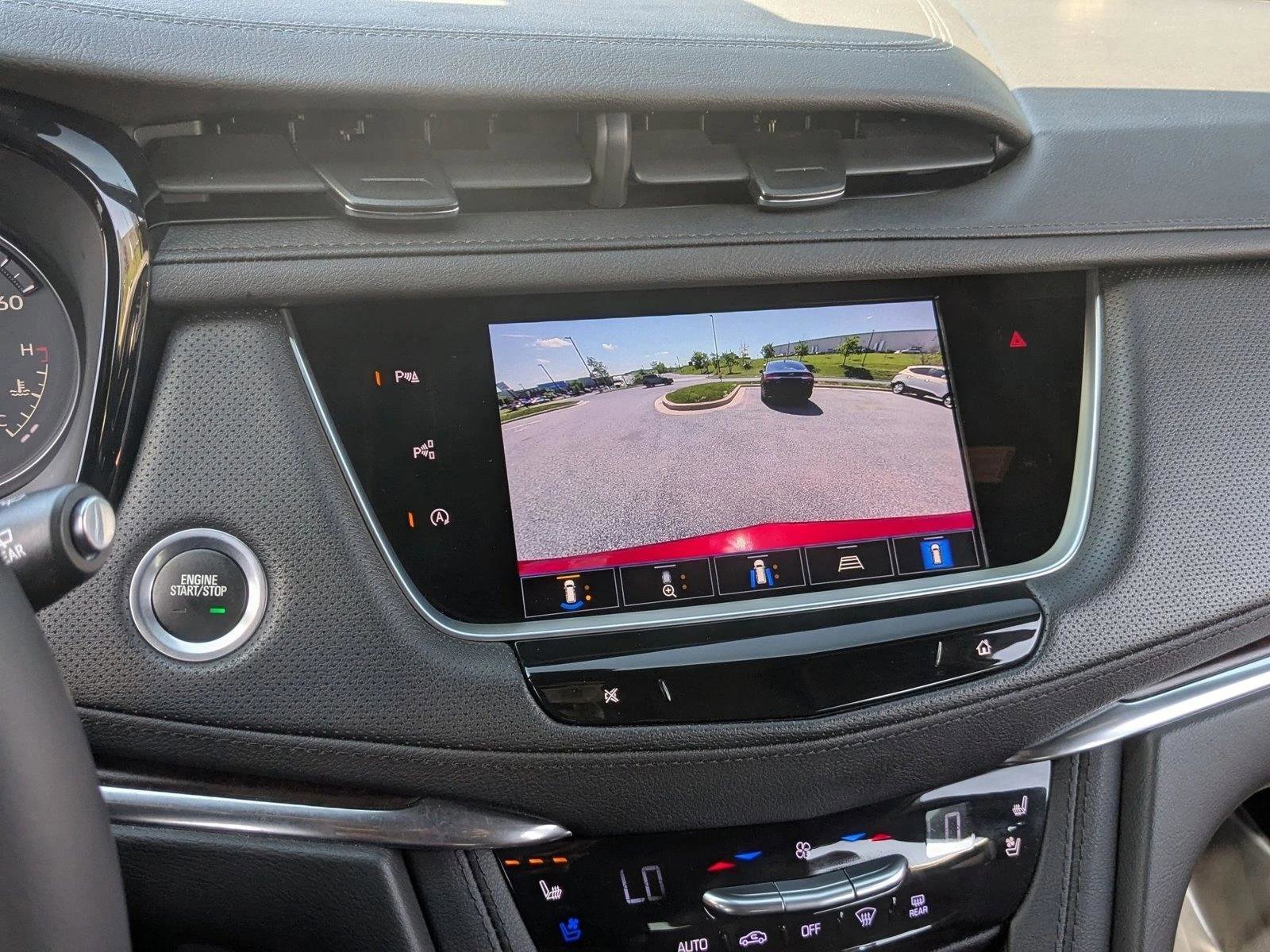 Used 2023 Cadillac XT5 Premium Luxury w/ Technology Package AWD/4WD image 12