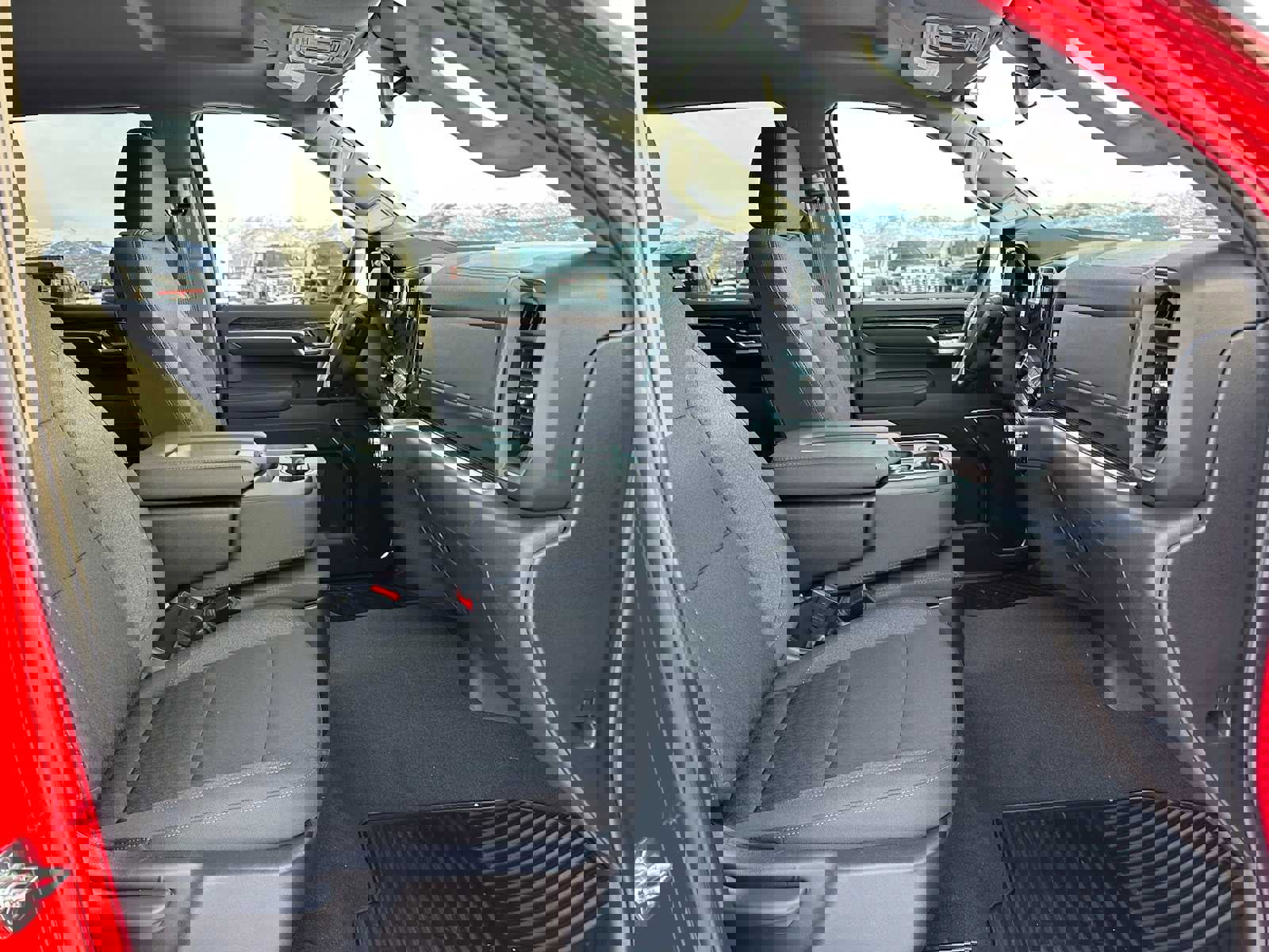 Used 2025 GMC Sierra 1500 SLE w/ X31 Off-Road Package image 10