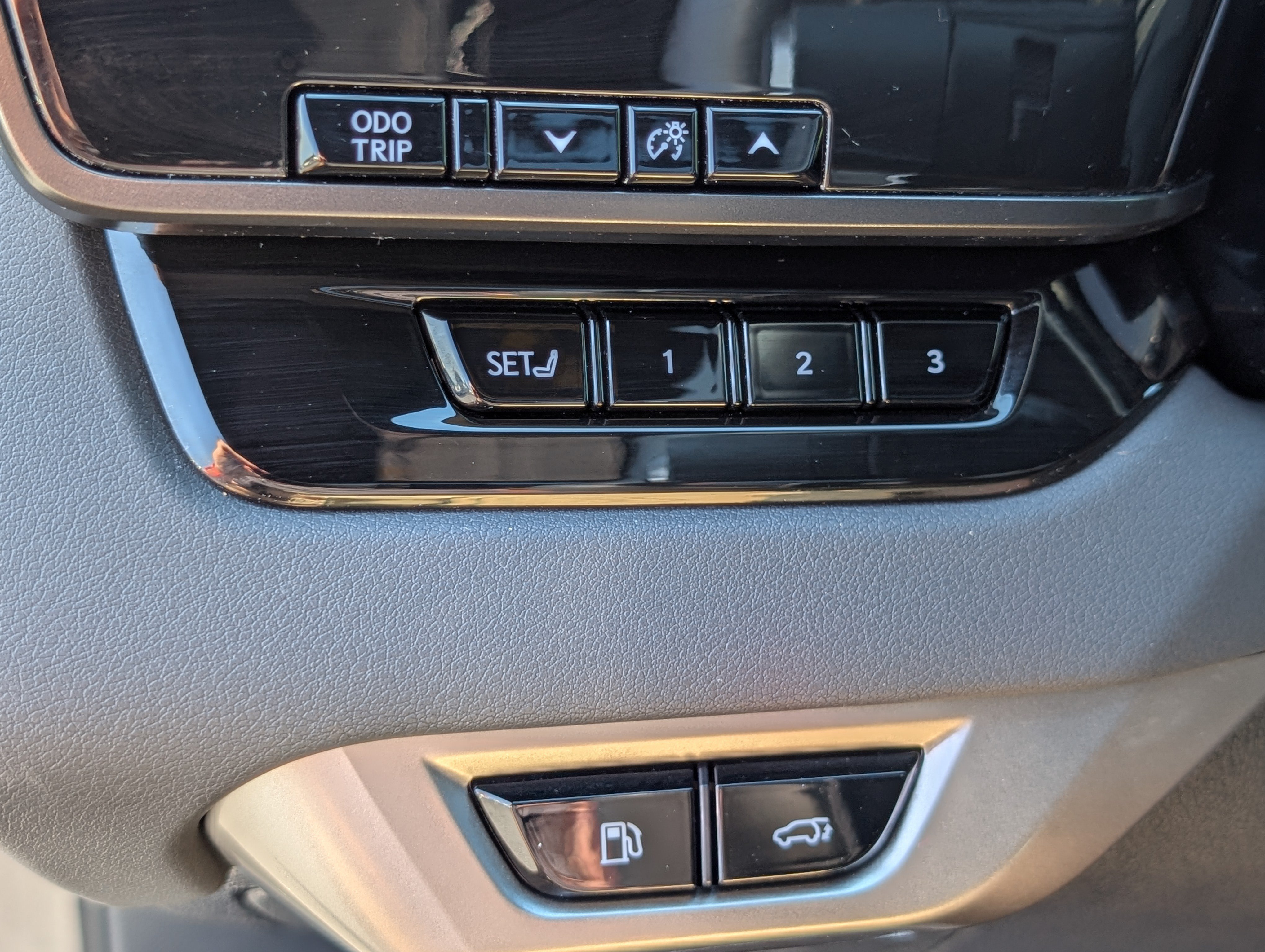 Certified 2025 Lexus RX 350 Premium w/ Convenience Package AWD/4WD image 22