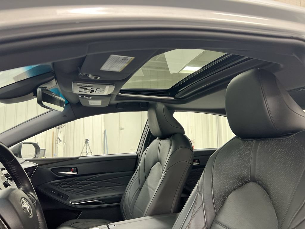 Used 2021 Toyota Avalon Limited w/ Advanced Safety Package FWD image 20