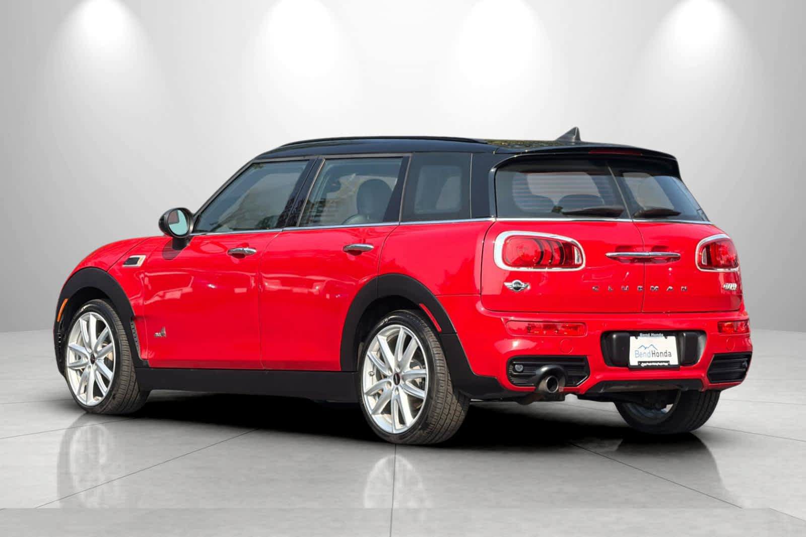 Used 2017 MINI Cooper Clubman ALL4 AWD/4WD image 6