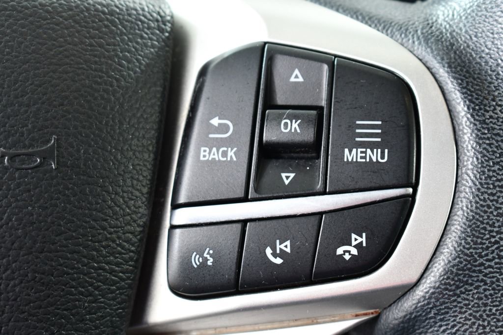 Used 2022 Ford Explorer XLT w/ Equipment Group 202A AWD/4WD image 33