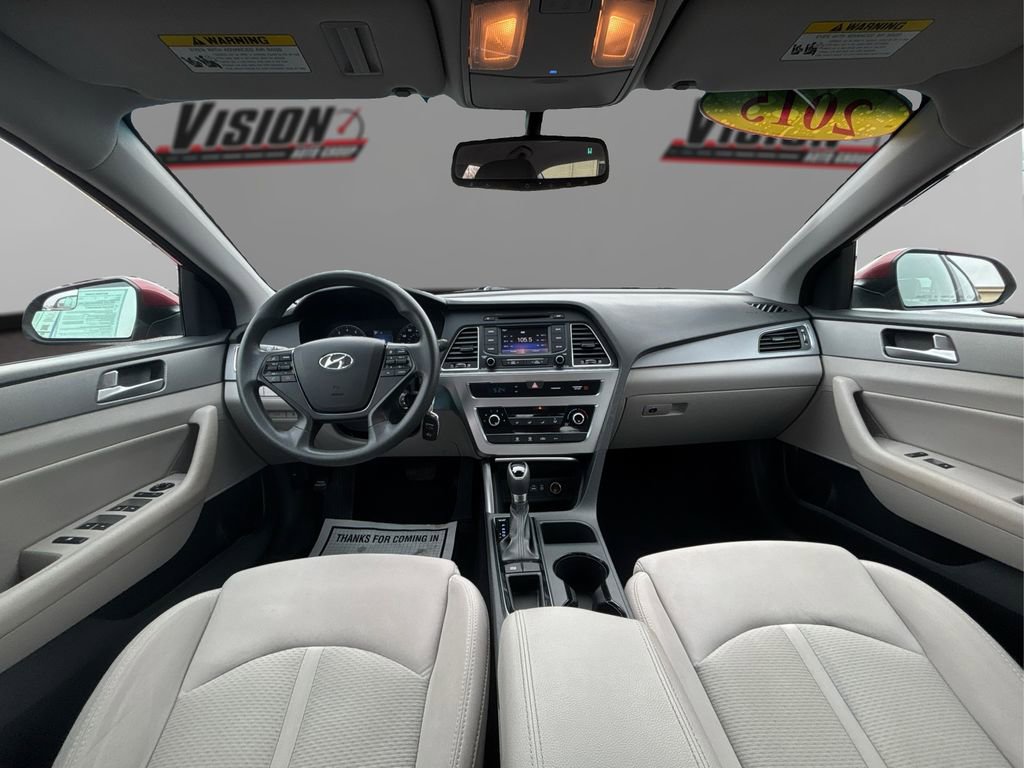 Used 2015 Hyundai Sonata SE w/ Option Group 09 FWD image 24