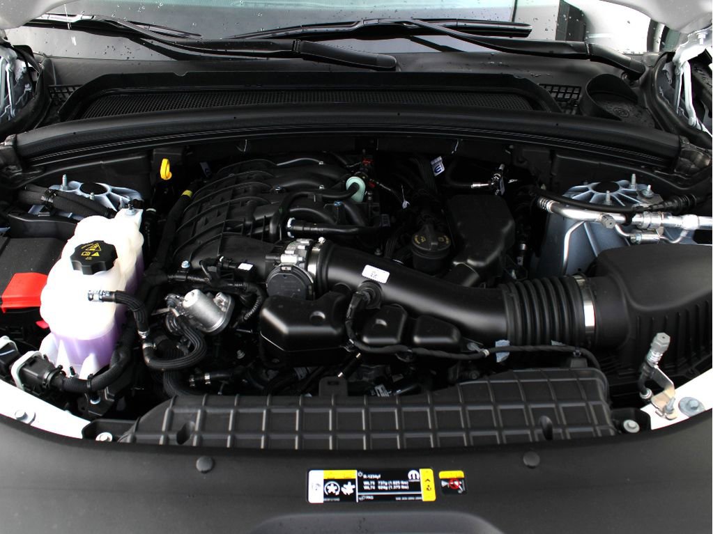 New 2025 Jeep Grand Cherokee Altitude image 40