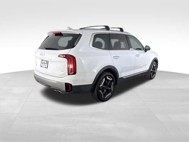 Certified 2025 Kia Telluride S image 7