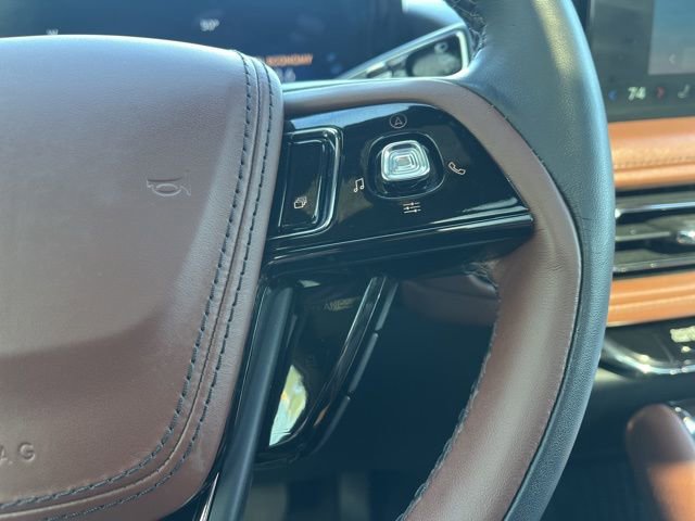 Used 2026 Lincoln Aviator Reserve image 31