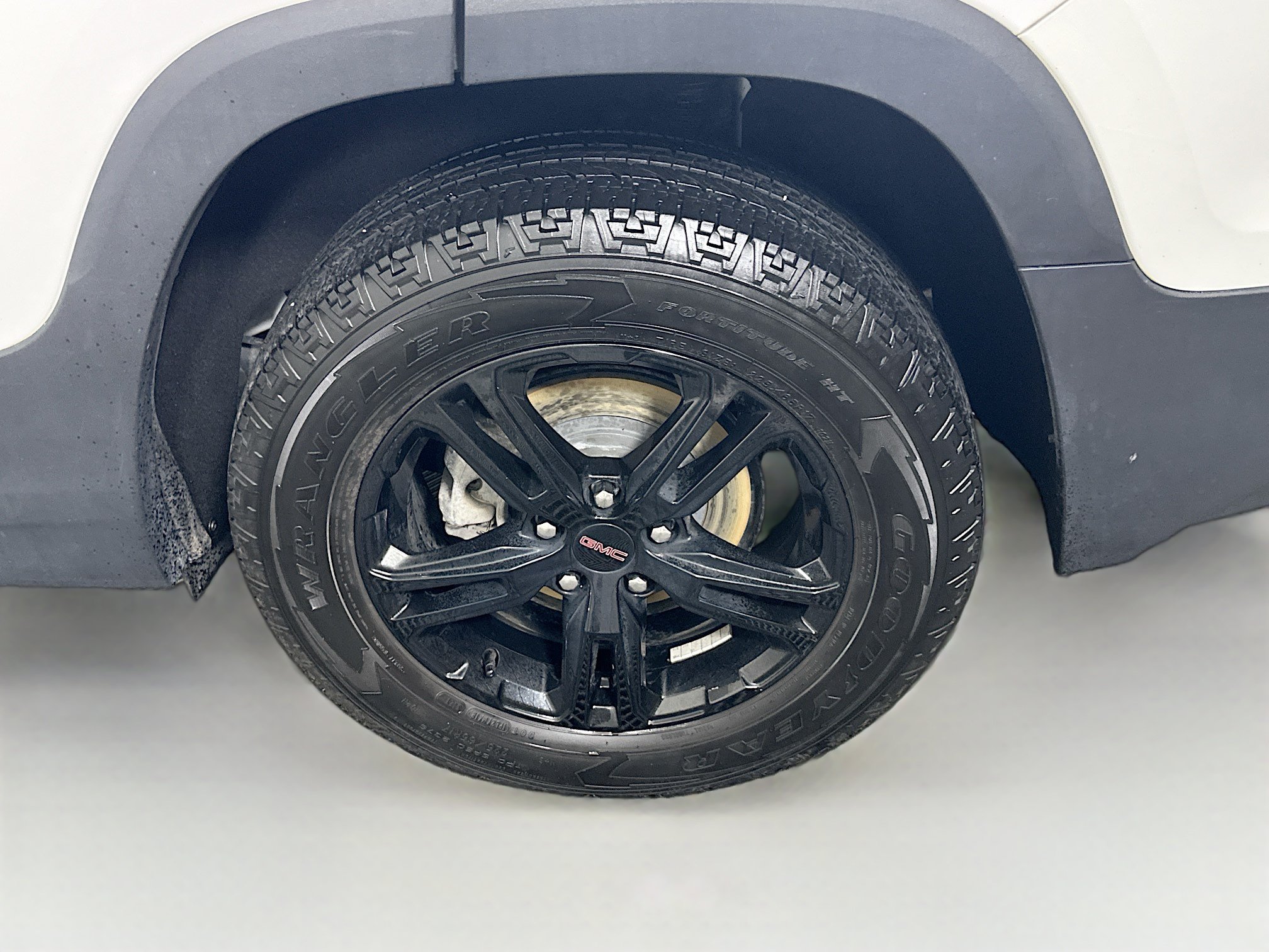 Used 2024 GMC Terrain AT4 w/ Infotainment Package II AWD/4WD image 11