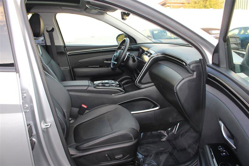 Used 2022 Hyundai Tucson Limited image 14