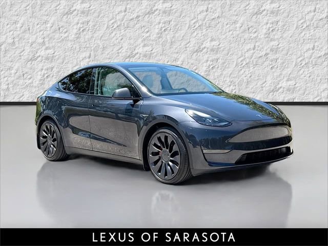 Used 2024 Tesla Model Y Performance AWD/4WD image 1