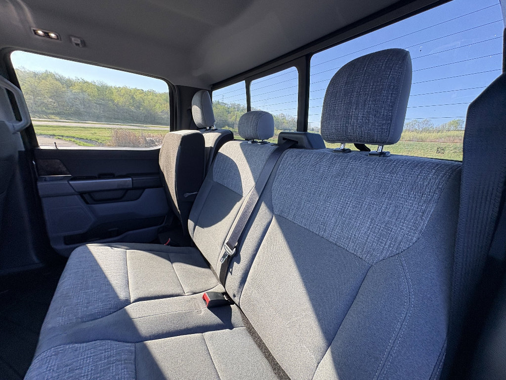 Used 2022 Ford F150 XLT w/ Equipment Group 302A High AWD/4WD image 19