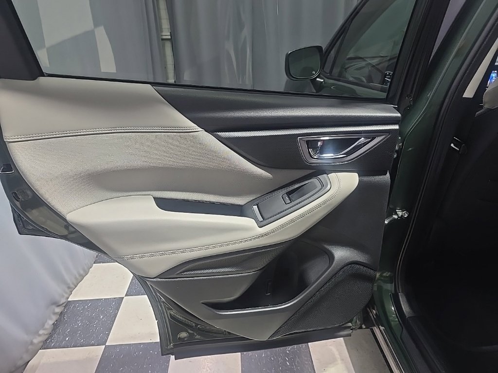 Certified 2024 Subaru Forester Premium AWD/4WD image 11