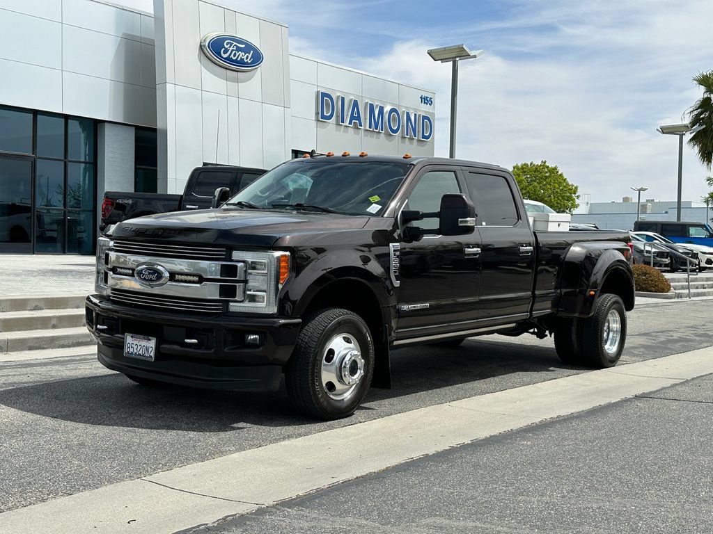 Used 2019 Ford F350 Limited AWD/4WD image 2