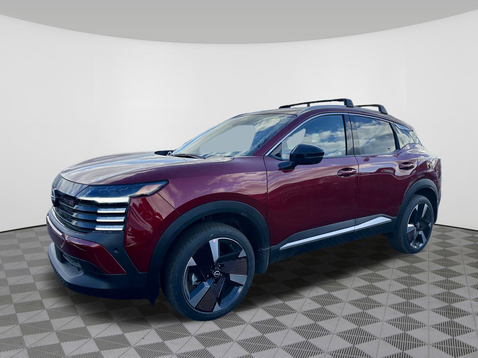 New 2026 Nissan Kicks SR w/ Cold Weather Package image 15