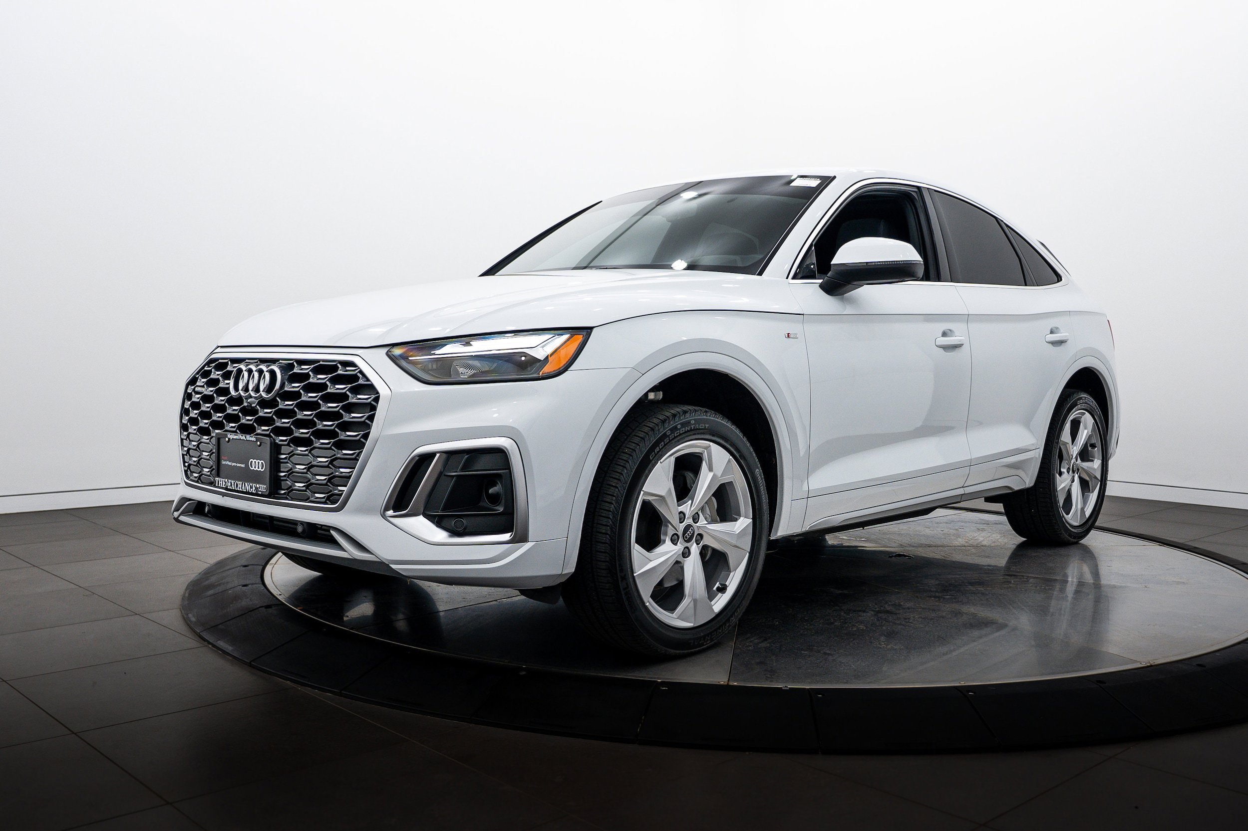 Certified 2024 Audi Q5 2.0T Premium Plus w/ Premium Plus Package AWD/4WD image 7