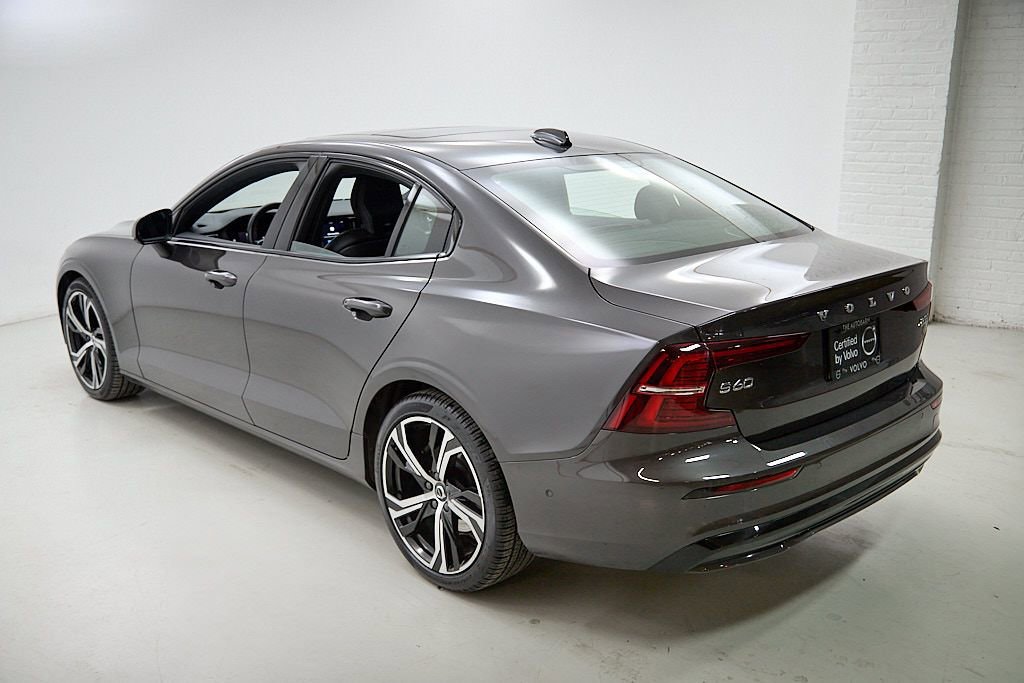Used 2023 Volvo S60 B5 Ultimate image 7