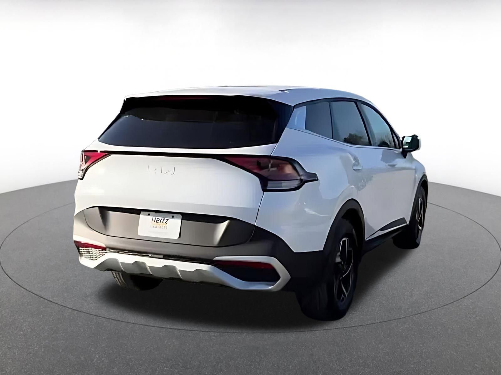 Used 2025 Kia Sportage LX image 14