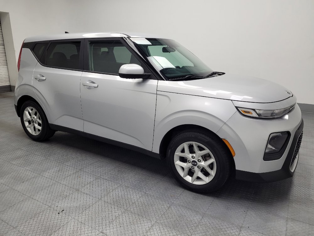 Used 2020 Kia Soul S FWD image 11